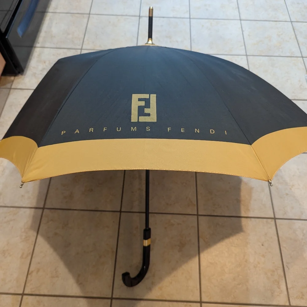 Vintage Fendi Umbrella - Picture 3 of 7